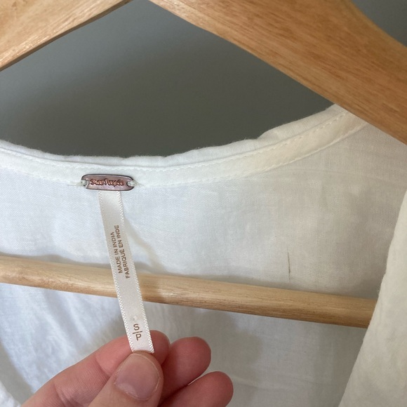 White Lace Trim Blouse - Picture 8 of 8